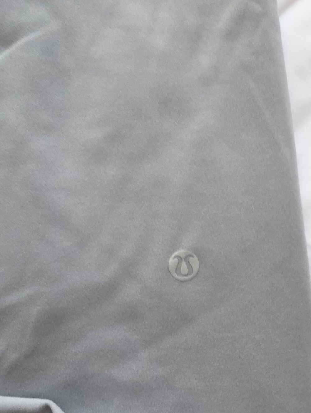 NWOT lululemon athletica Light Gray Leggings - Picture 4 of 5